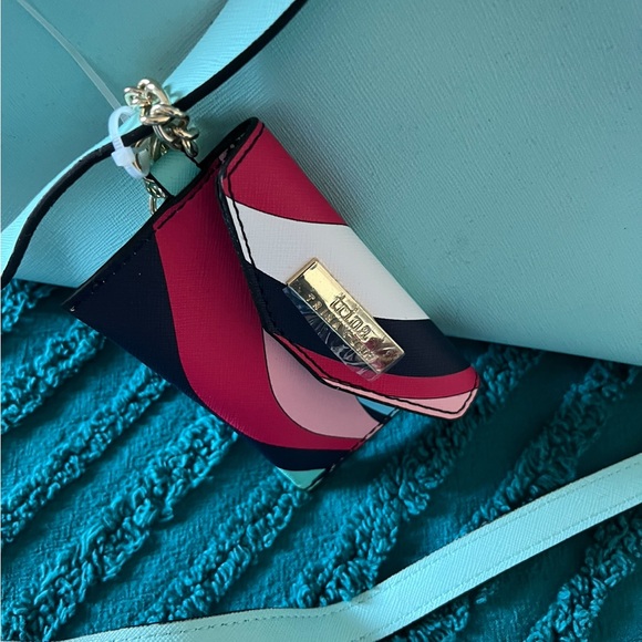 NEW 🩵🩵🩵TRINA TURK TURQUOISE TOTE PURSE WITH DETACHABLE COIN PURSE - Picture 4 of 5